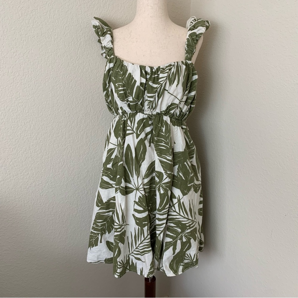 Abercrombie and Fitch Green Foliage Printed Dress Size L